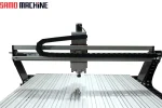 نمای جانبی دستگاه CNC چوب تکنو پلاس با میز شیار‌دار